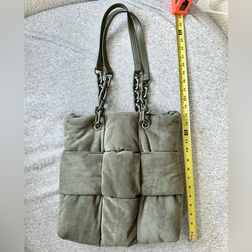 Medium GRAY shoulder handbag puffy quilted microfiber